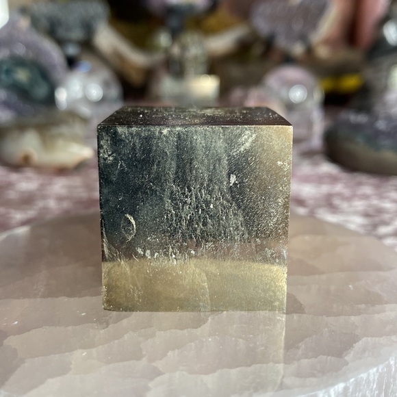Pyrite cube RARE - Picture 2 of 4